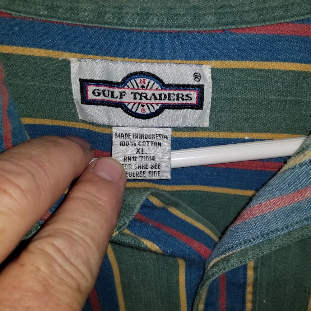 Shirt - Picture 3 of 3
